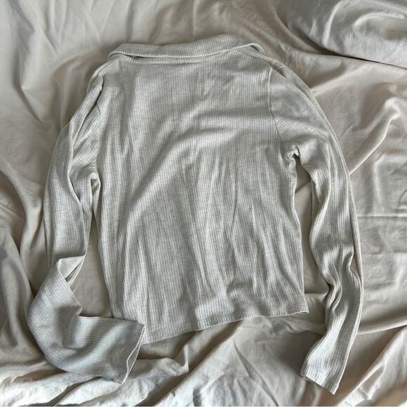 Wilfred | Aritzia Cream Soft Knit Ribbed V-neck Collar Long Sleeve Top - Picture 6 of 6